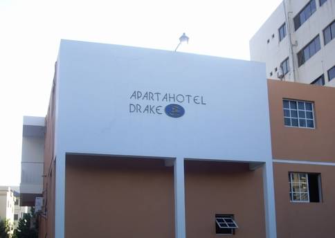 Aparta Hotel Drake