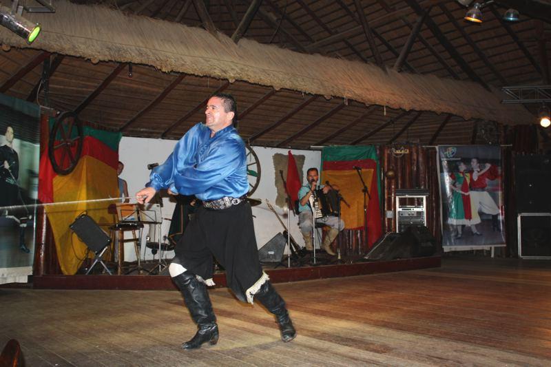 Gaucho show at the Cabana Crioula (Porto Alegre)