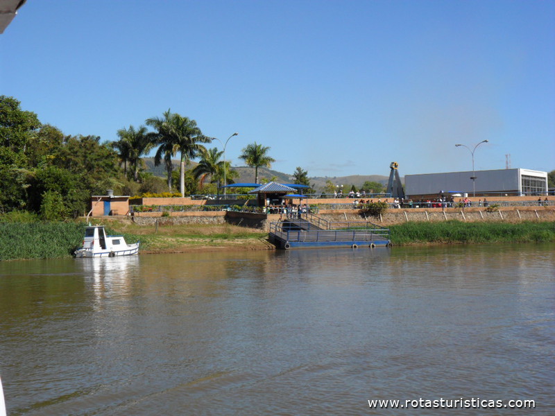 Itaguaçu Port  (Aparecida)