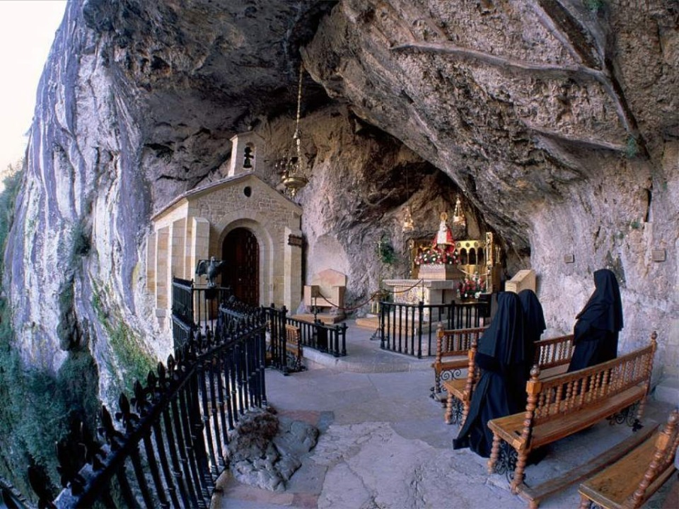 Grotte sainte de covadonga