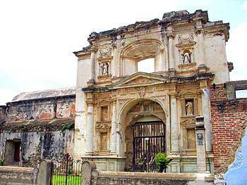 Ruinas de la Iglesia de Santa Rosa de Lima