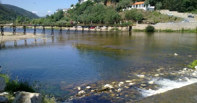 Playa fluvial de Palheiros y Zorro