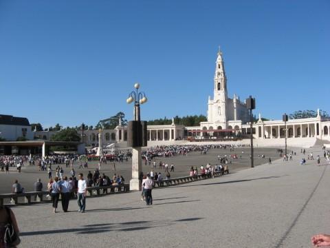 Basilica of Our Lady of the Rosary - Sanctuary of Fatima