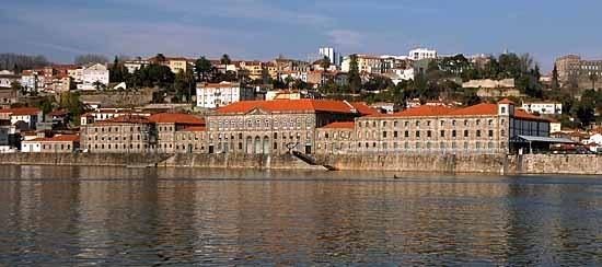 Nouvelle douane (Porto)