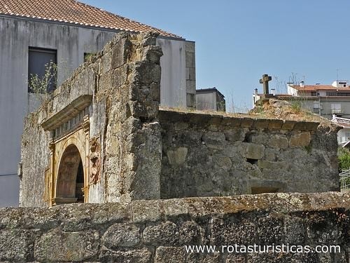 Ruïnes van het klooster van Santa Clara (Amarante)