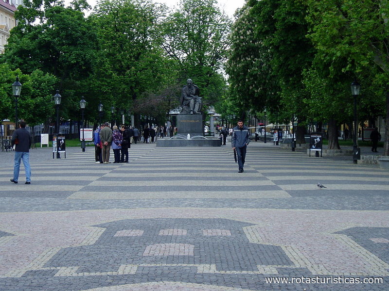 Hviezdoslav Square (Bratislava)